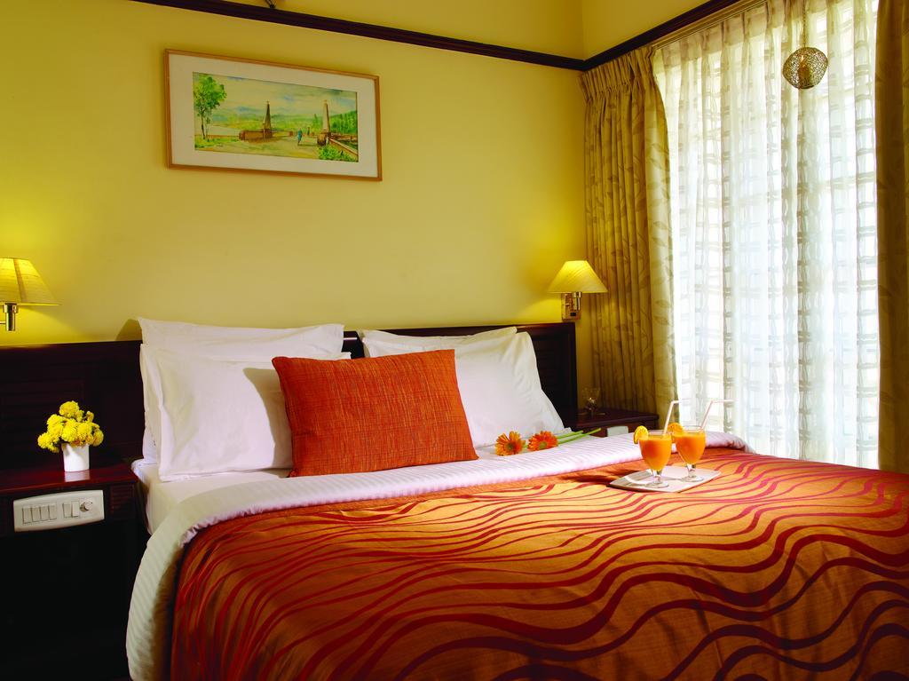The Siena Village Chinnakanal Bilik gambar