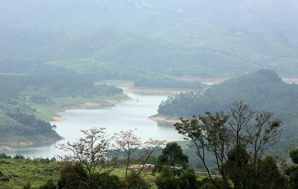The Siena Village Chinnakanal Bilik gambar