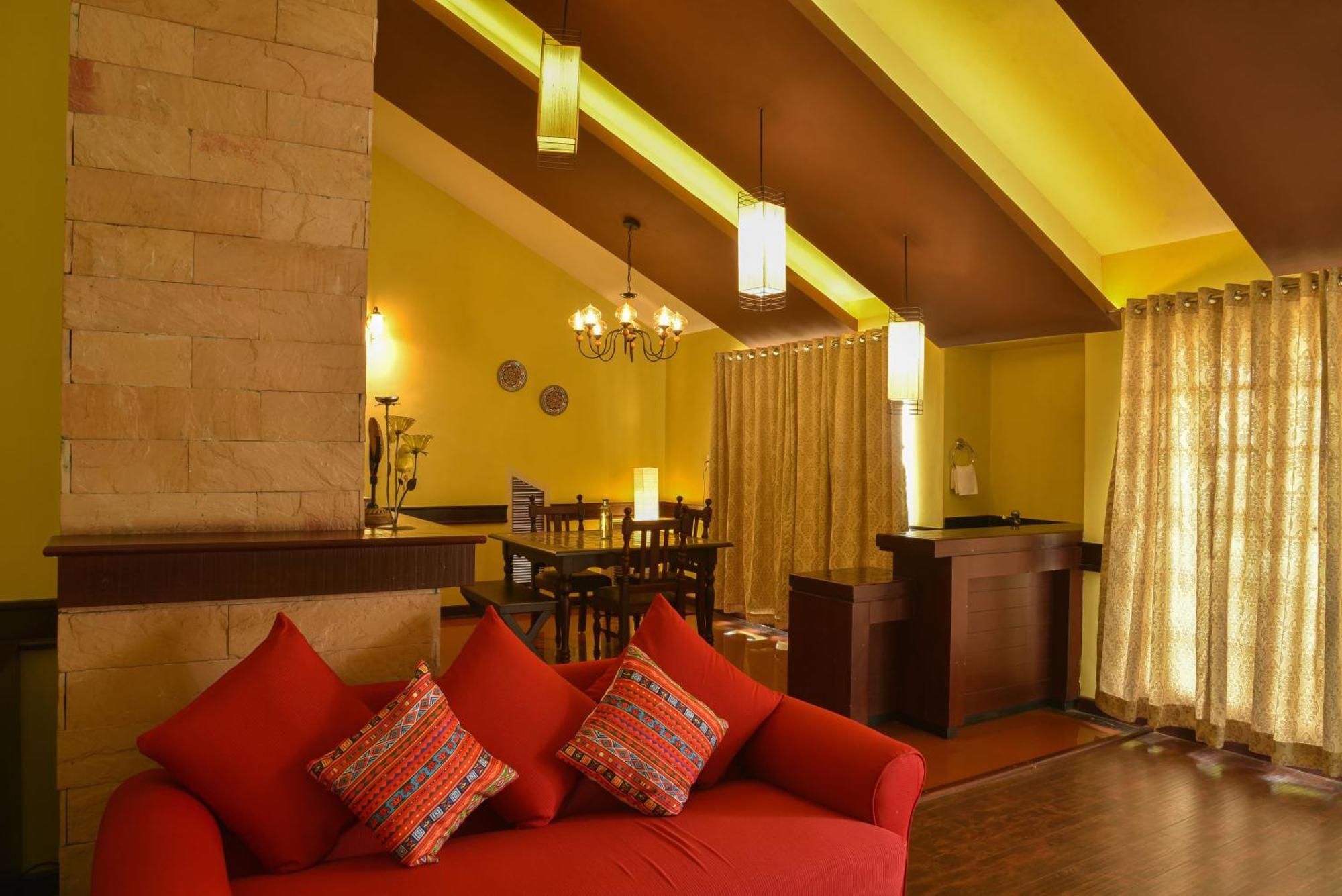 The Siena Village Chinnakanal Luaran gambar